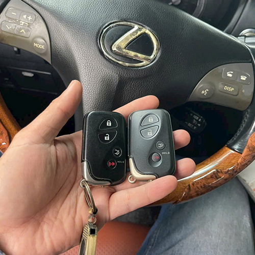 dai dien san pham chiakhoaotocantho lexus